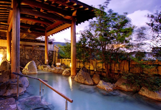 1757560207446961.jpg 溫泉浴場(chǎng).jpg